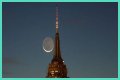 How to See the Moon's Ghostly 'Da Vinci Glow' Phenomenon